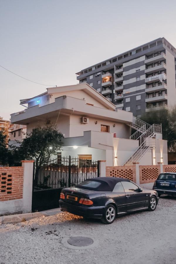 Mehmeti Apartamento *