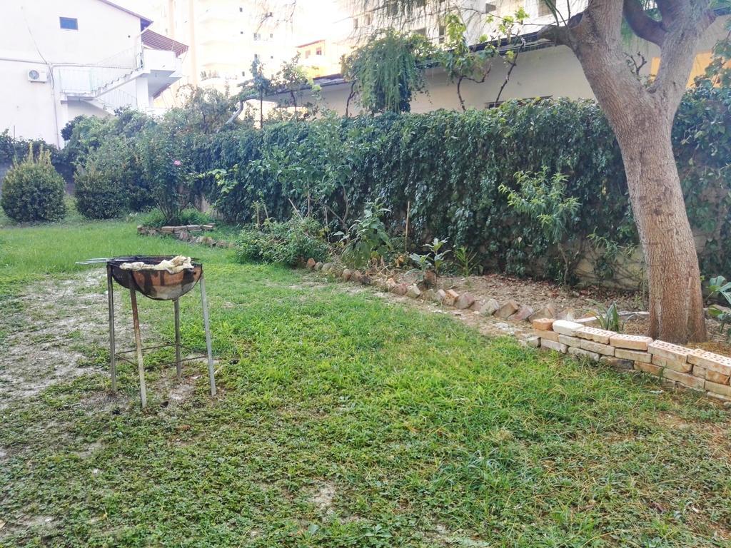 Mehmeti Apartamento *